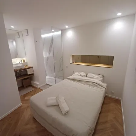 Superbe A 2 Minutes De La *